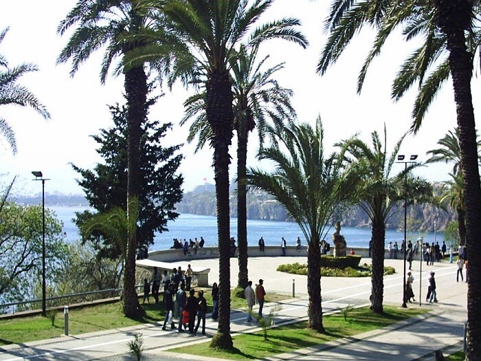 Karaalioglu Park was founded on an area of ​​about 7000 square meters