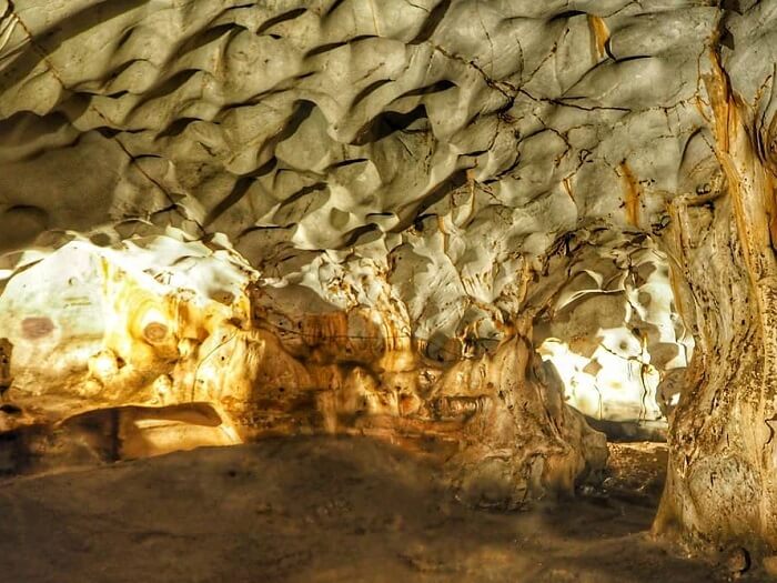 Karain Mağarası nasıl oluştu?